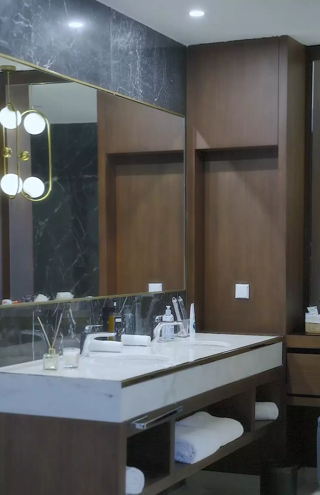 Alibaba https://cdn.alibaba.ir/ostorage/hotel-accommodation-images/686bba6da1e6f83605b73bef_سوییت پرزیدنشال (1).webp